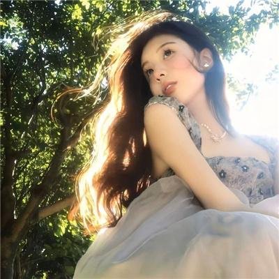 只能爱一个